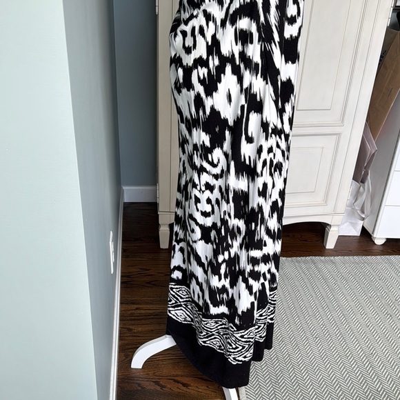 Chico's Black and White Sleeveless V-Neck Sundress Chico's size 3 or XL - Picture 5 of 6